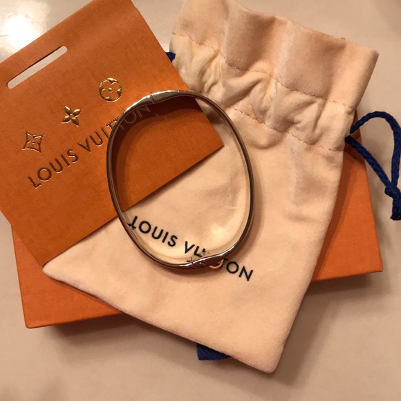 💯💯Authentic Louis Vuitton Cuff - Picture 4 of 5